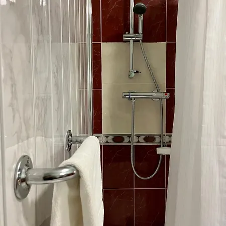 The Yeats County Отель