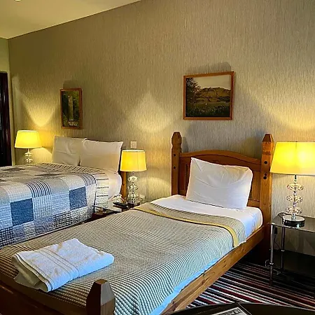 Hotel The Yeats County 2*