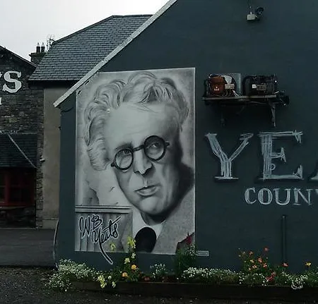 Отель The Yeats County Tubbercurry