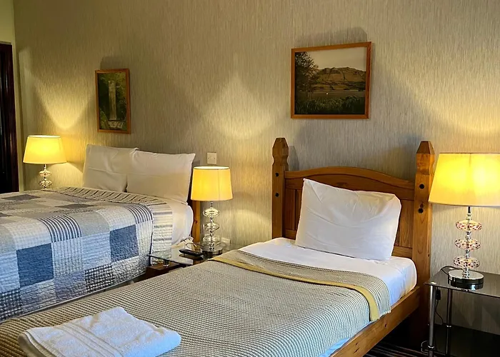 The Yeats County Hotell 2*