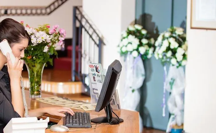 The Yeats County Hotell Tubbercurry