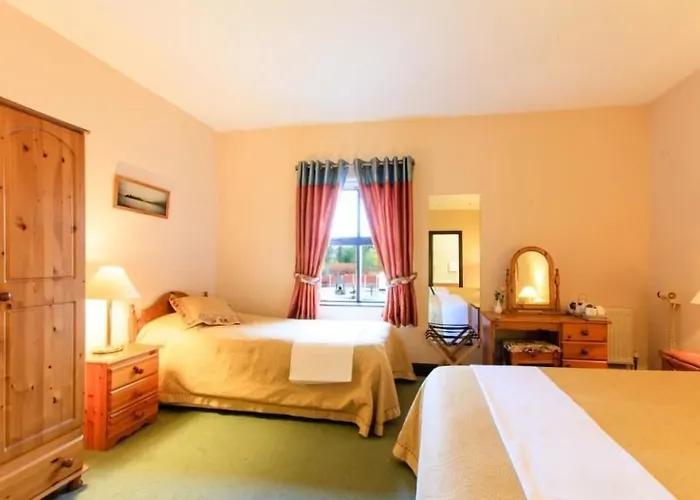 The Yeats County 2* Tubbercurry